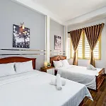 Macy Homestay